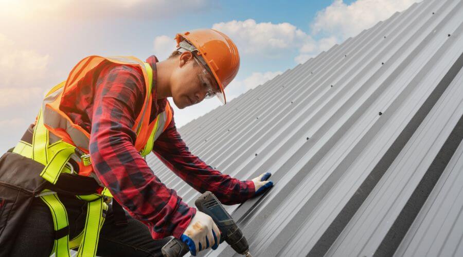 GAF certified roofer in Yates City, IL